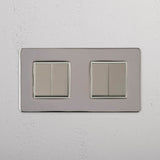 Interruptor de controlo de luz de alta capacidade: Interruptor basculante 4x duplo Níquel Polido Branco em fundo branco